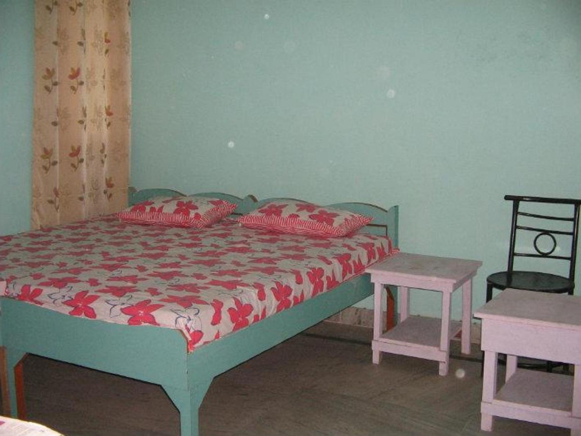 Balaji Bed&Breakfast Greater Noida Bagian luar foto