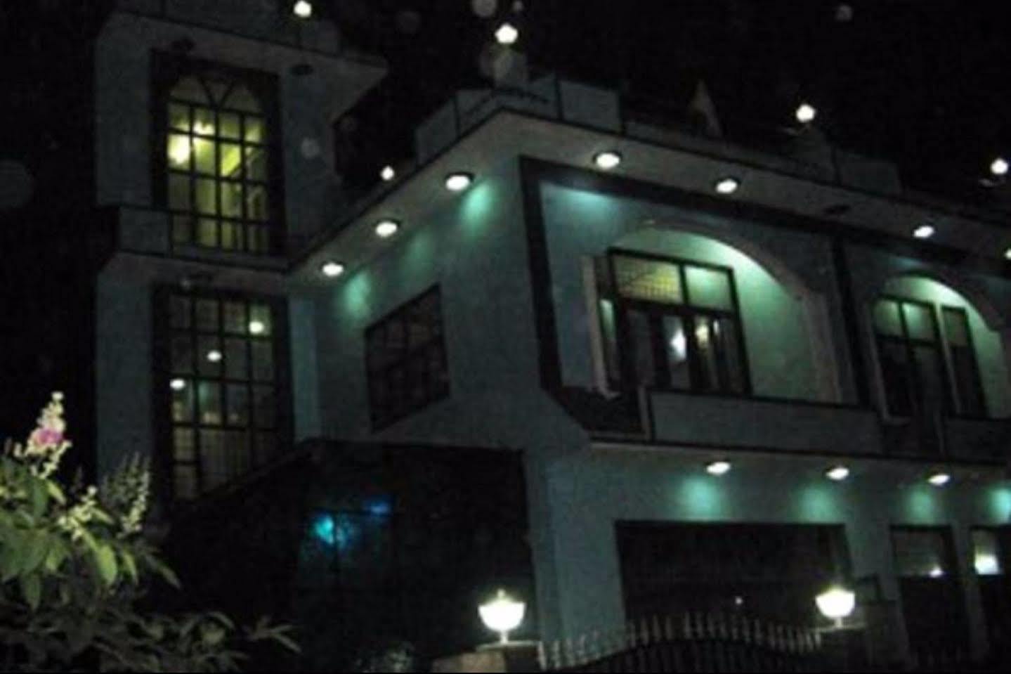 Balaji Bed&Breakfast Greater Noida Bagian luar foto